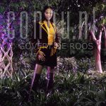 03-10-2003 Carolina Dijkhuizen at Burgers Zoo in Arnhem, by order of Glossy.

[keywords]Posed, Full Length, Eyecontact, Singer[/keywords]